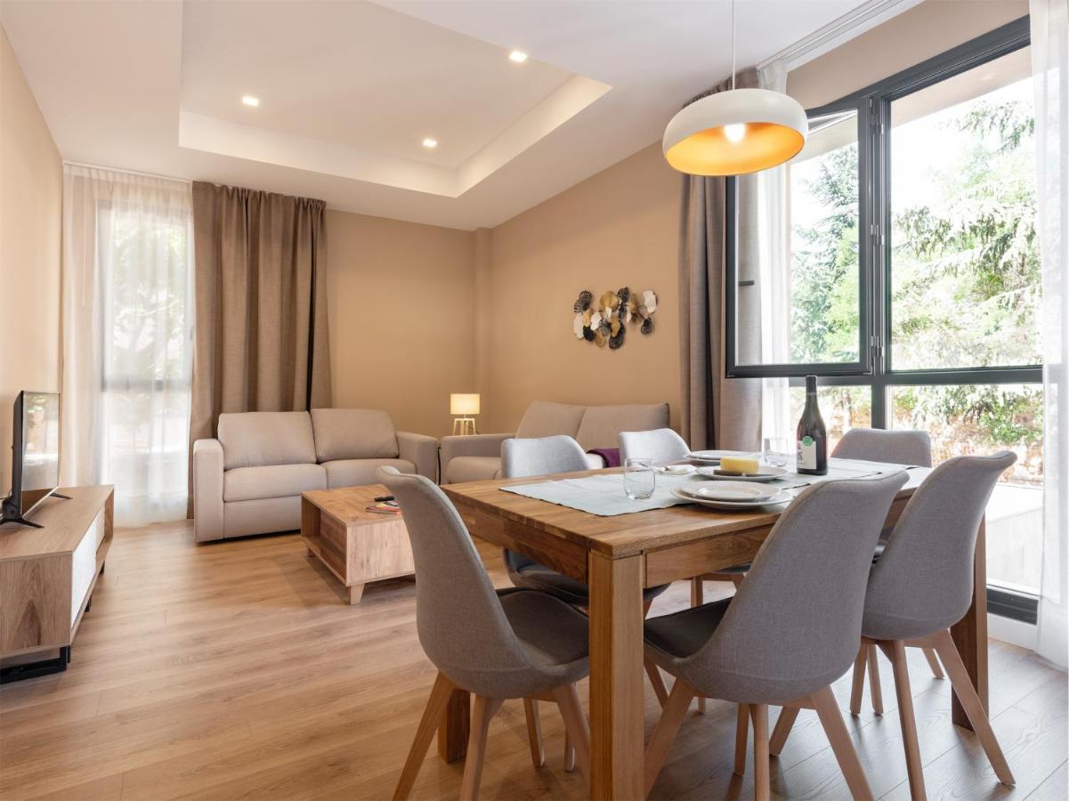 Dauria Suites Ha Сория Екстериор снимка