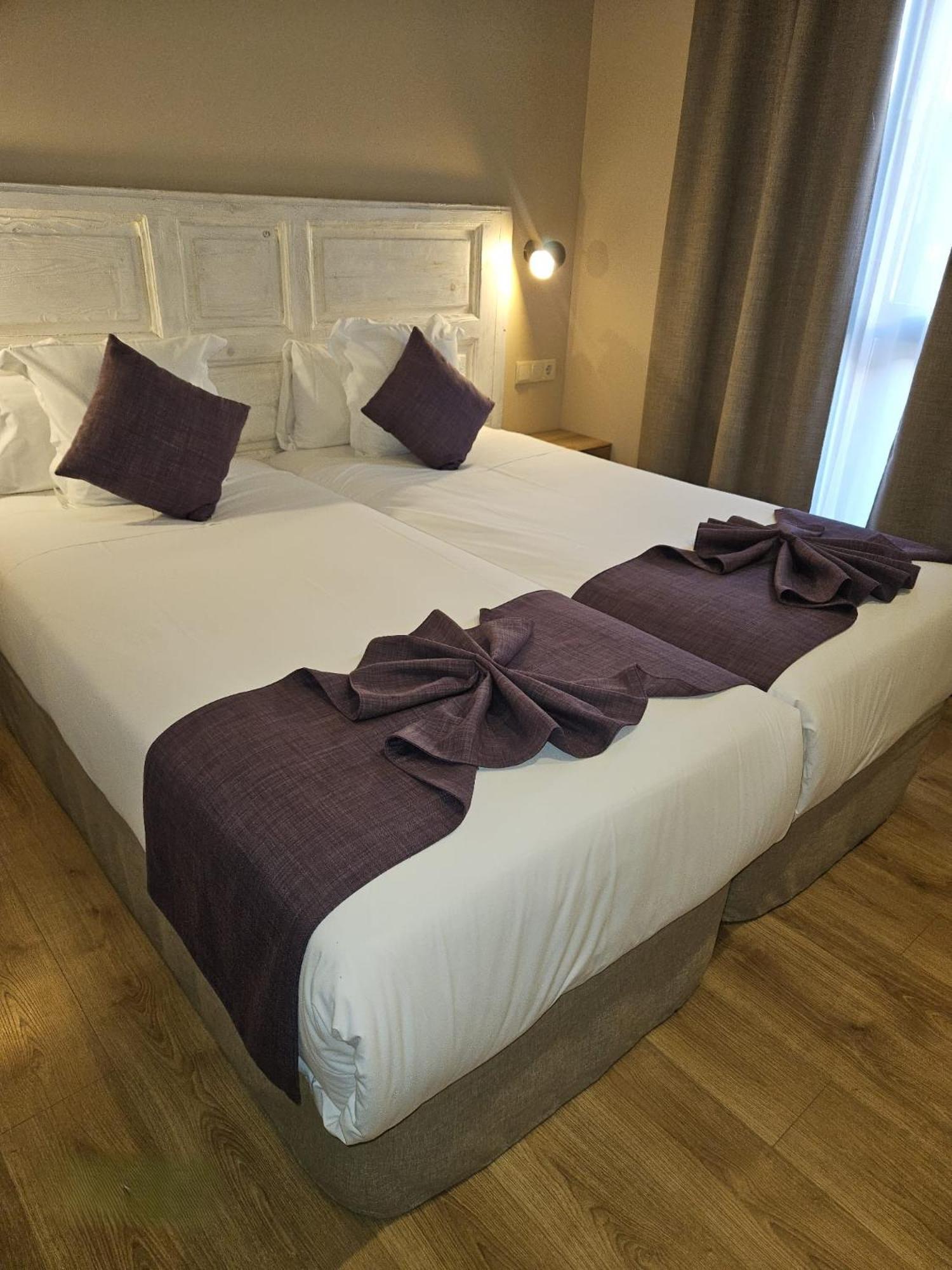 Dauria Suites Ha Сория Екстериор снимка