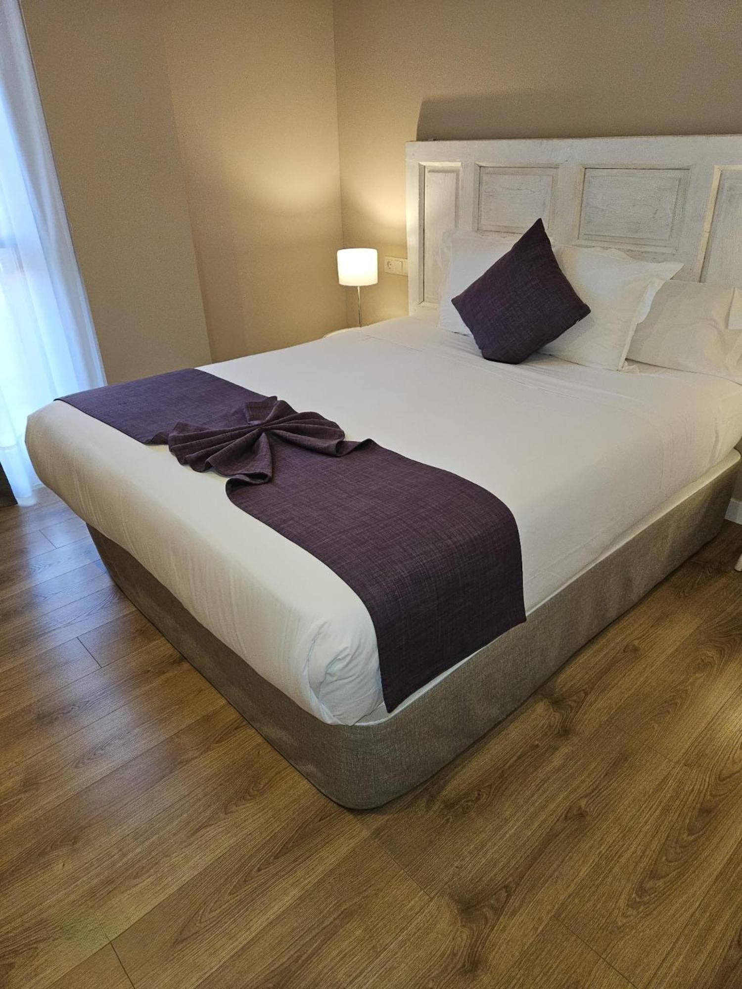 Dauria Suites Ha Сория Екстериор снимка